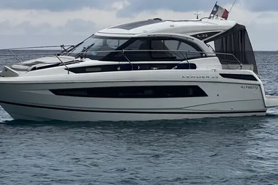 2019 Jeanneau Leader 33