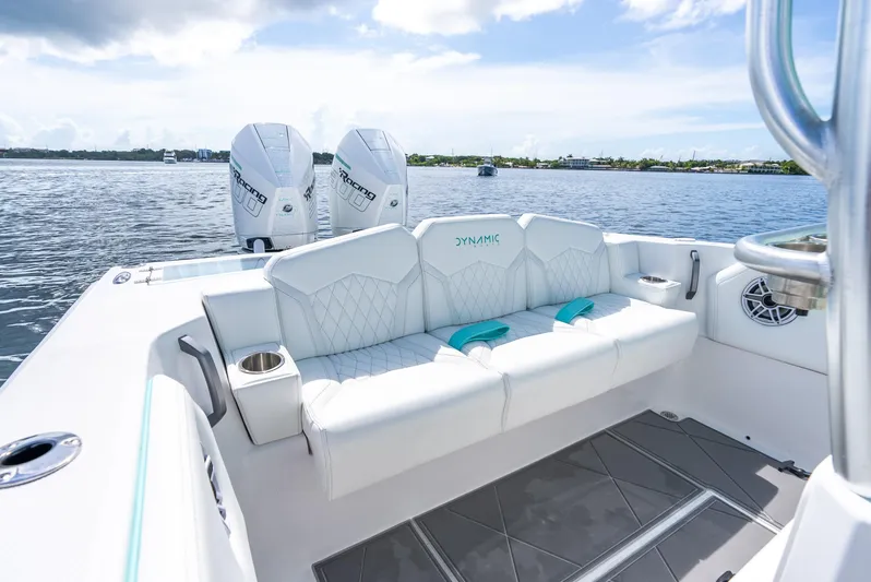  Yacht Photos Pics Luxury seating on the 2024 Dynamic D-305V boat with twin outboard engines.