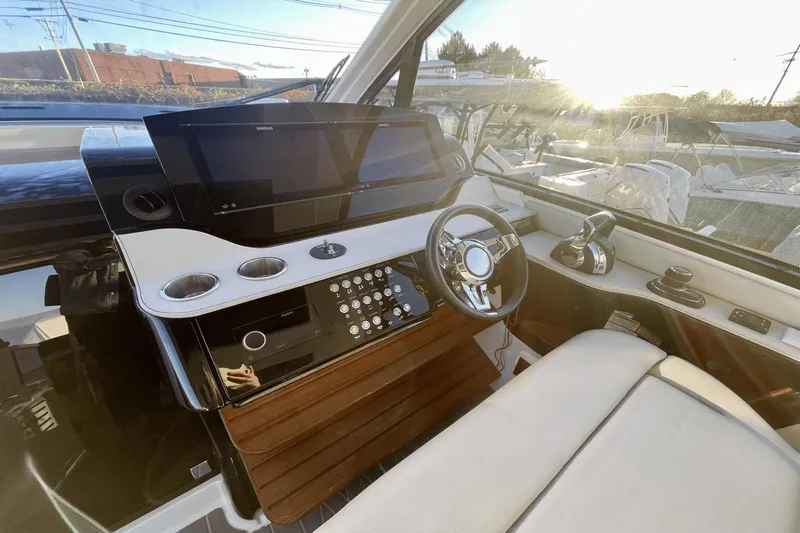 Boobooj Yacht Photos Pics 