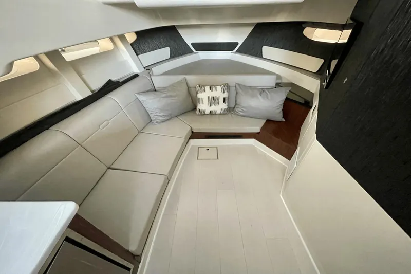 Boobooj Yacht Photos Pics 