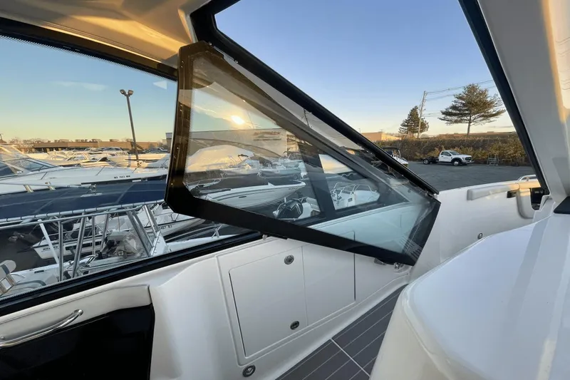 Boobooj Yacht Photos Pics 