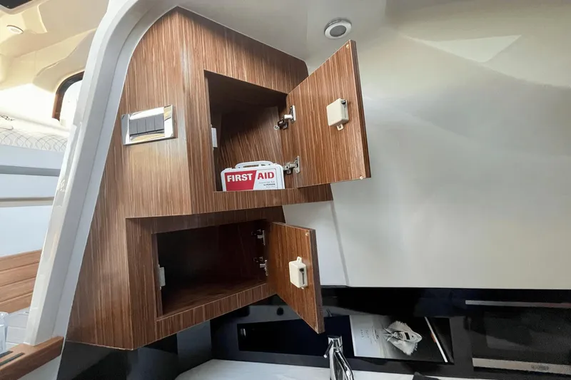 Boobooj Yacht Photos Pics 