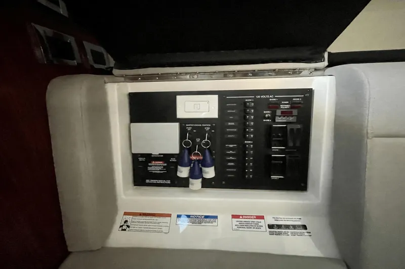 Boobooj Yacht Photos Pics 