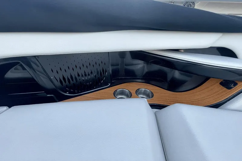 Boobooj Yacht Photos Pics 