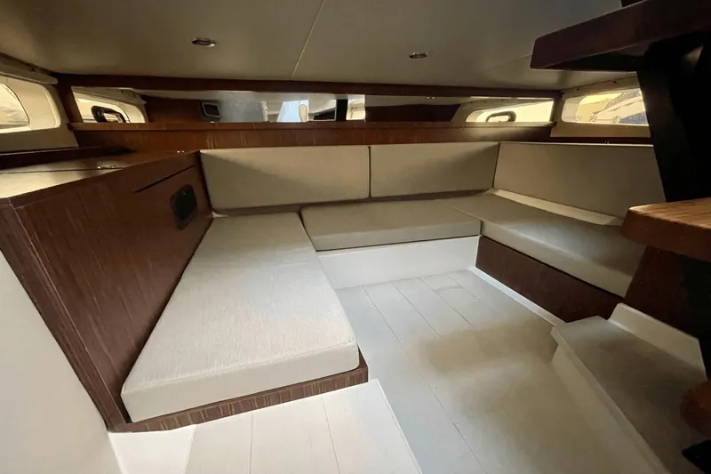 Boobooj Yacht Photos Pics 