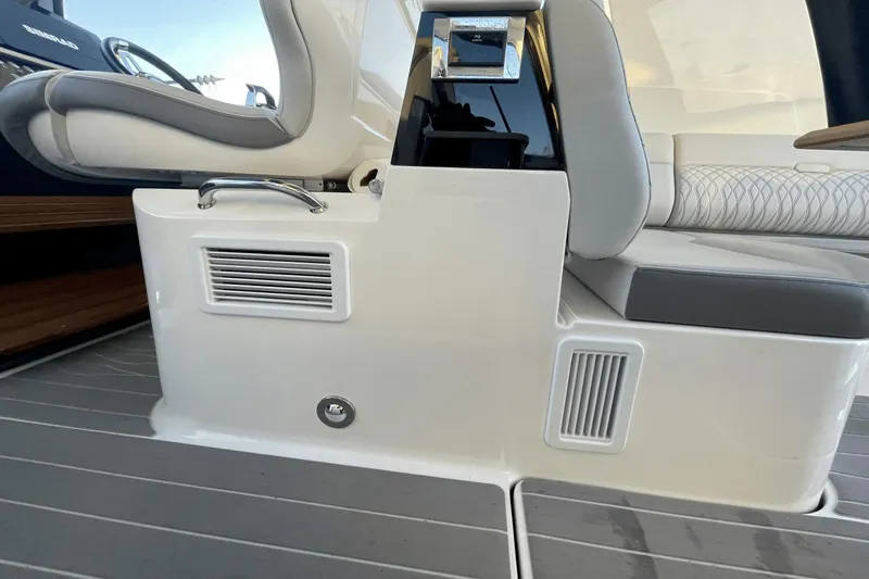 Boobooj Yacht Photos Pics 