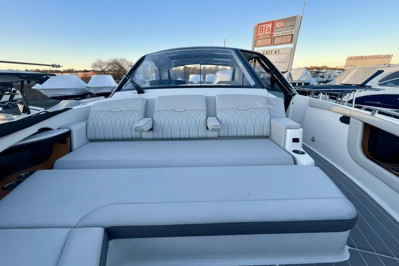 Boobooj Yacht Photos Pics 