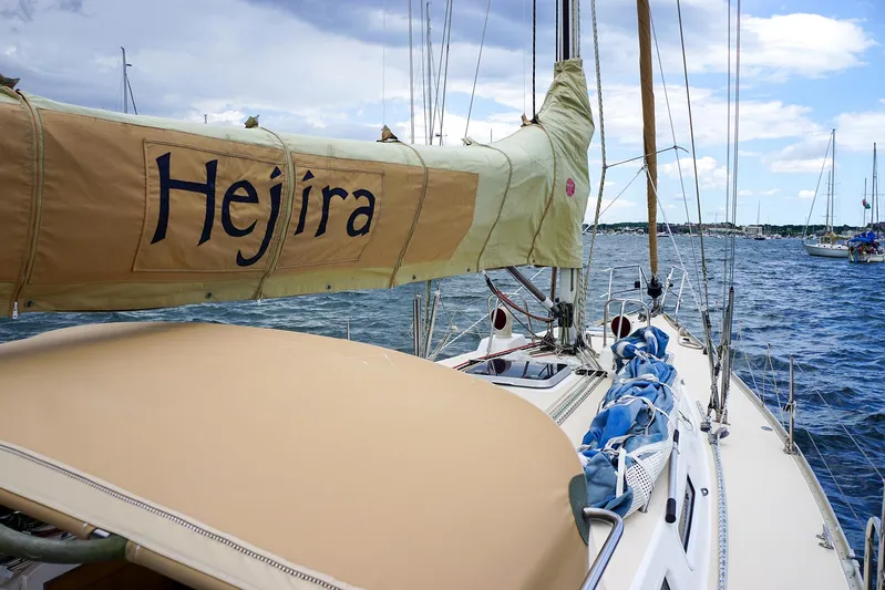 Hejira Yacht Photos Pics 