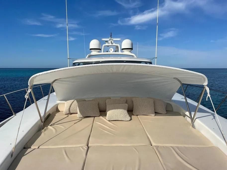 2006 Mangusta 82 