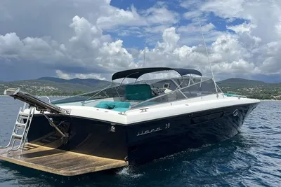 2001 Itama 38