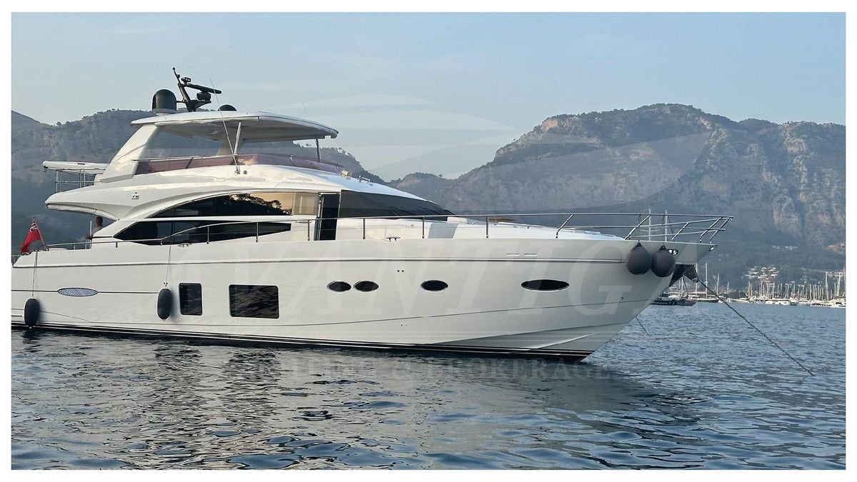 2014 Princess 73 