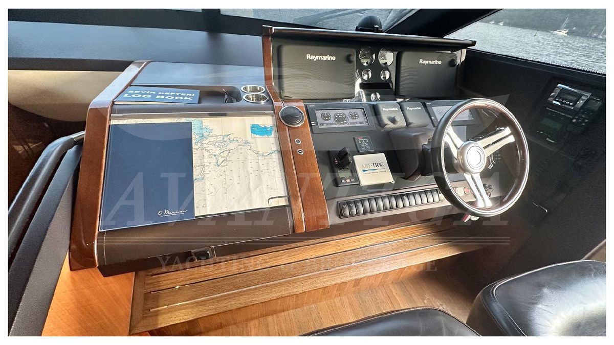 2014 Princess 73 