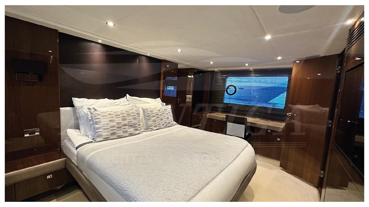 2014 Princess 73 