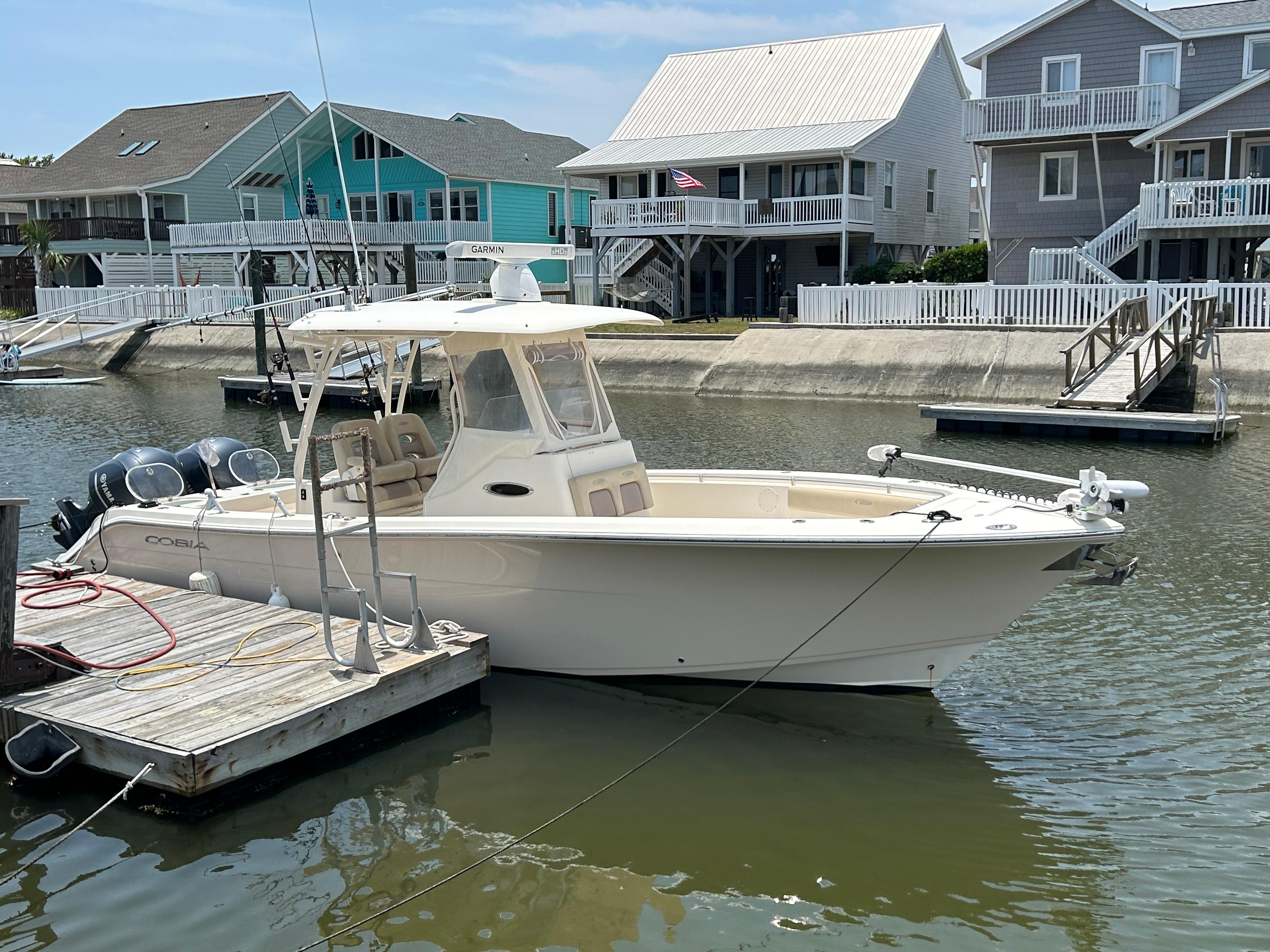 2016 Cobia 296 Center Console Saltwater Fishing for sale - YachtWorld