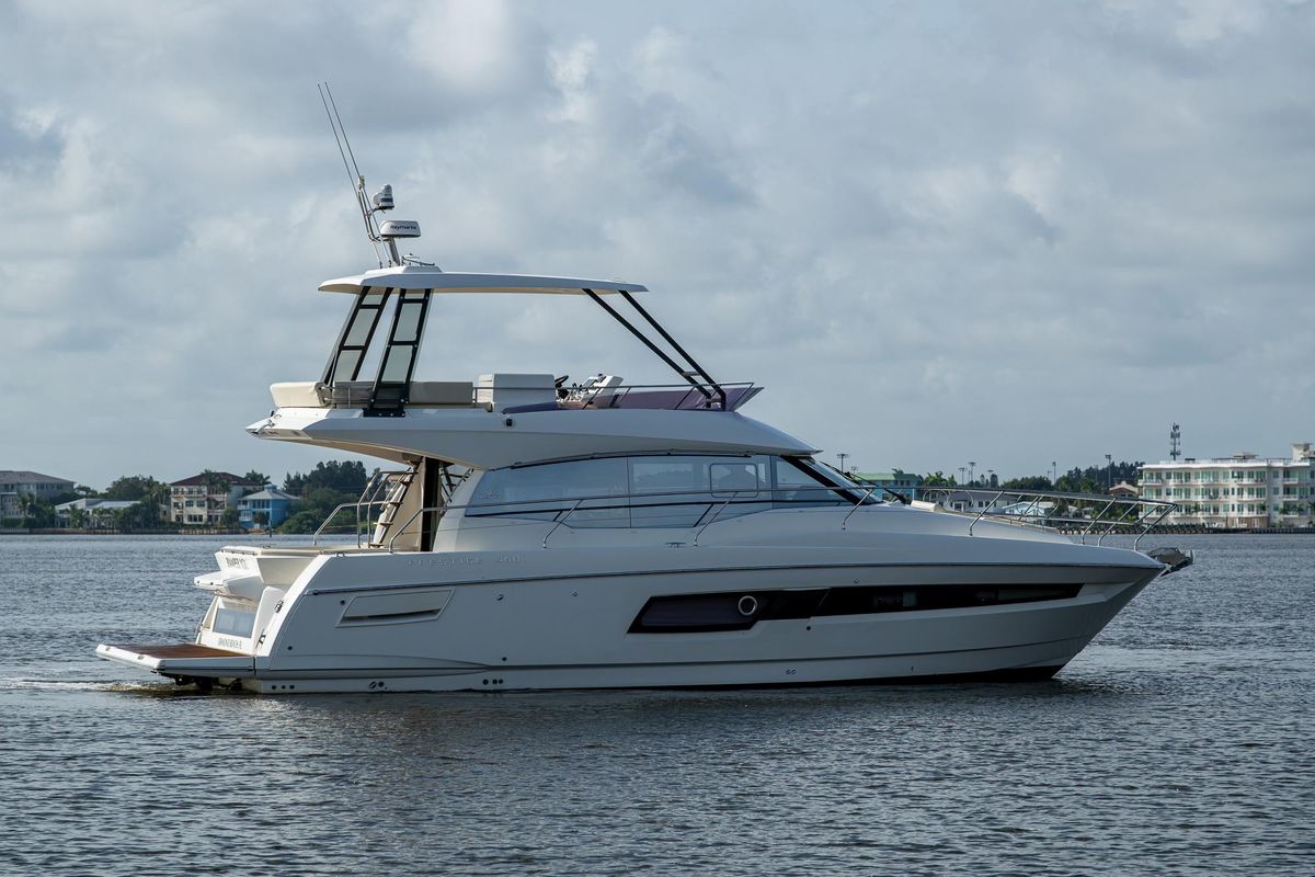 2019 Prestige 46 