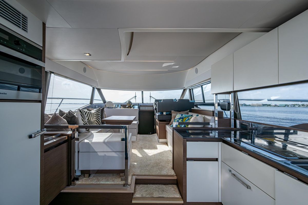 2019 Prestige 46 