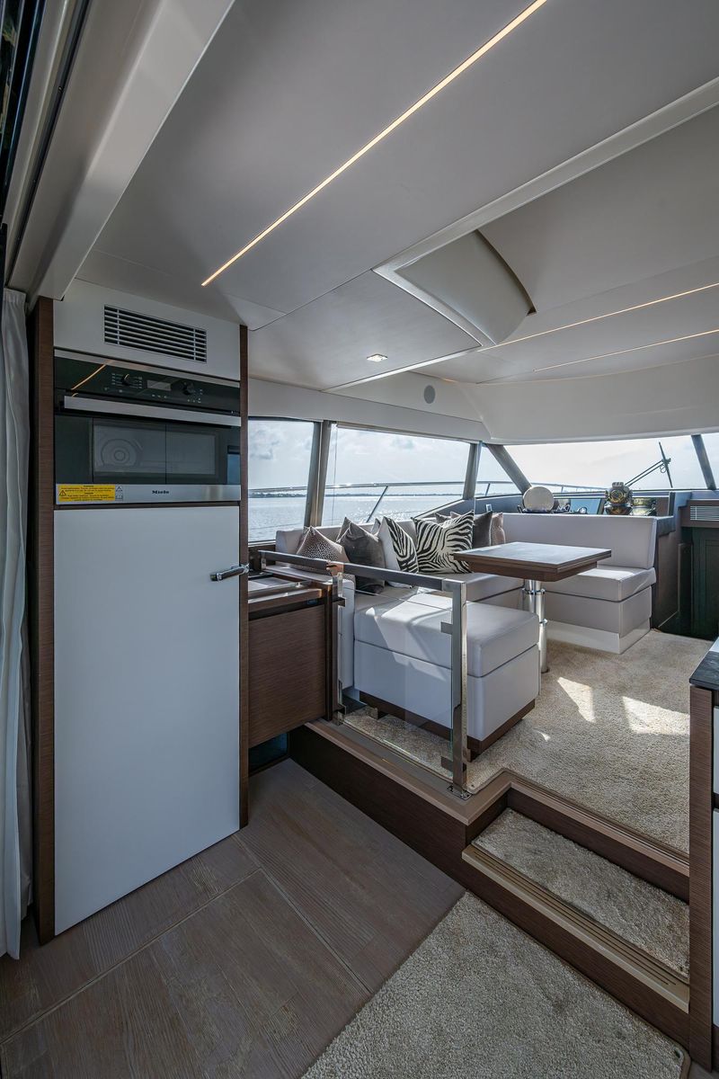 2019 Prestige 46 