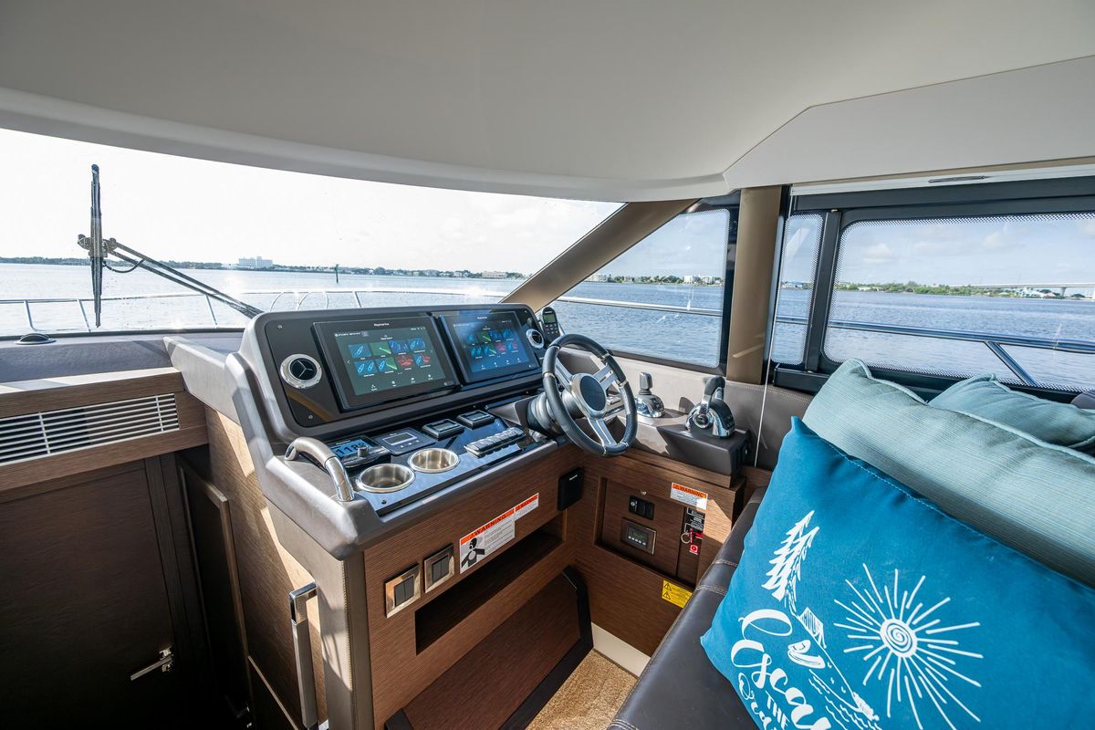 2019 Prestige 46 