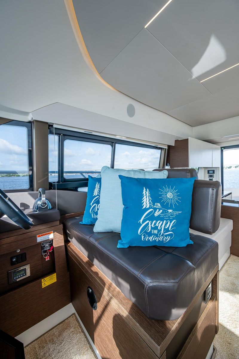 2019 Prestige 46 