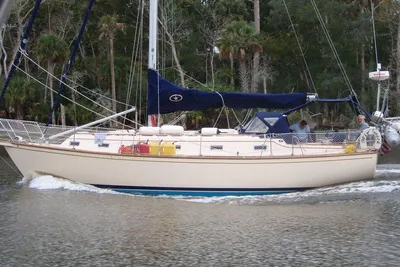Island Packet 40