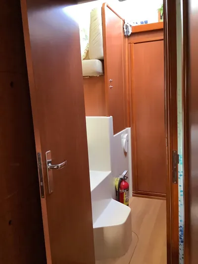 Merry Mac Yacht Photos Pics 