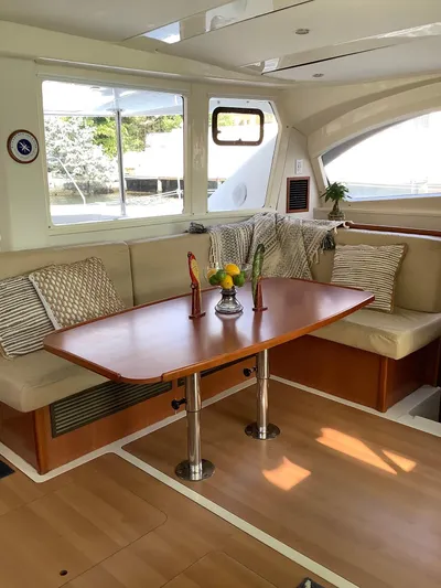 Merry Mac Yacht Photos Pics 