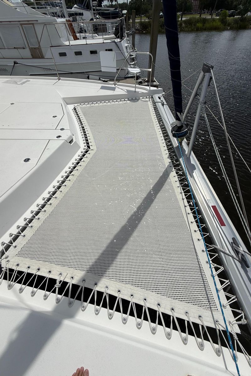 2013 Leopard 42 