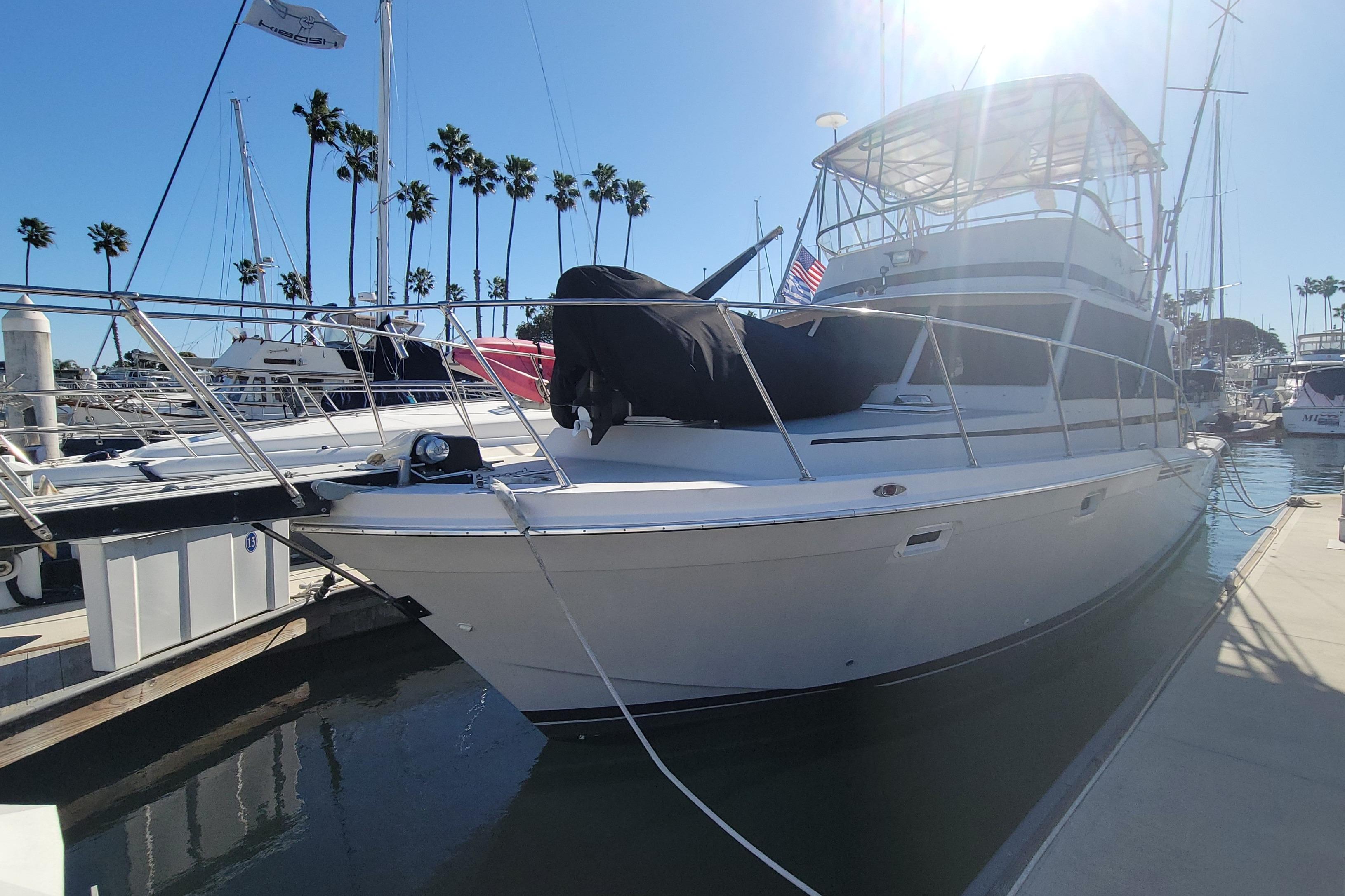 Uniflite 38 Convertible