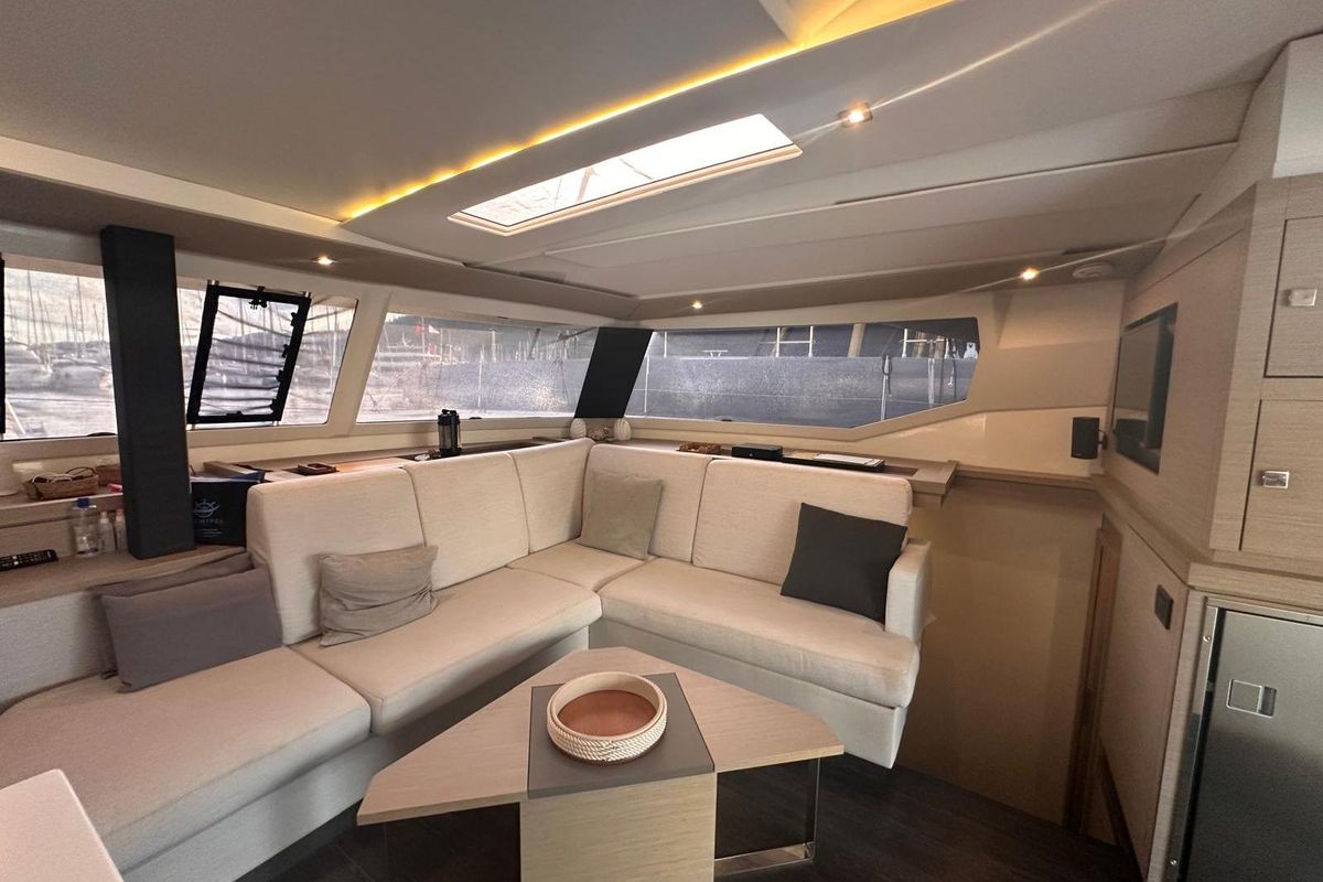 2020 Fountaine Pajot 46 