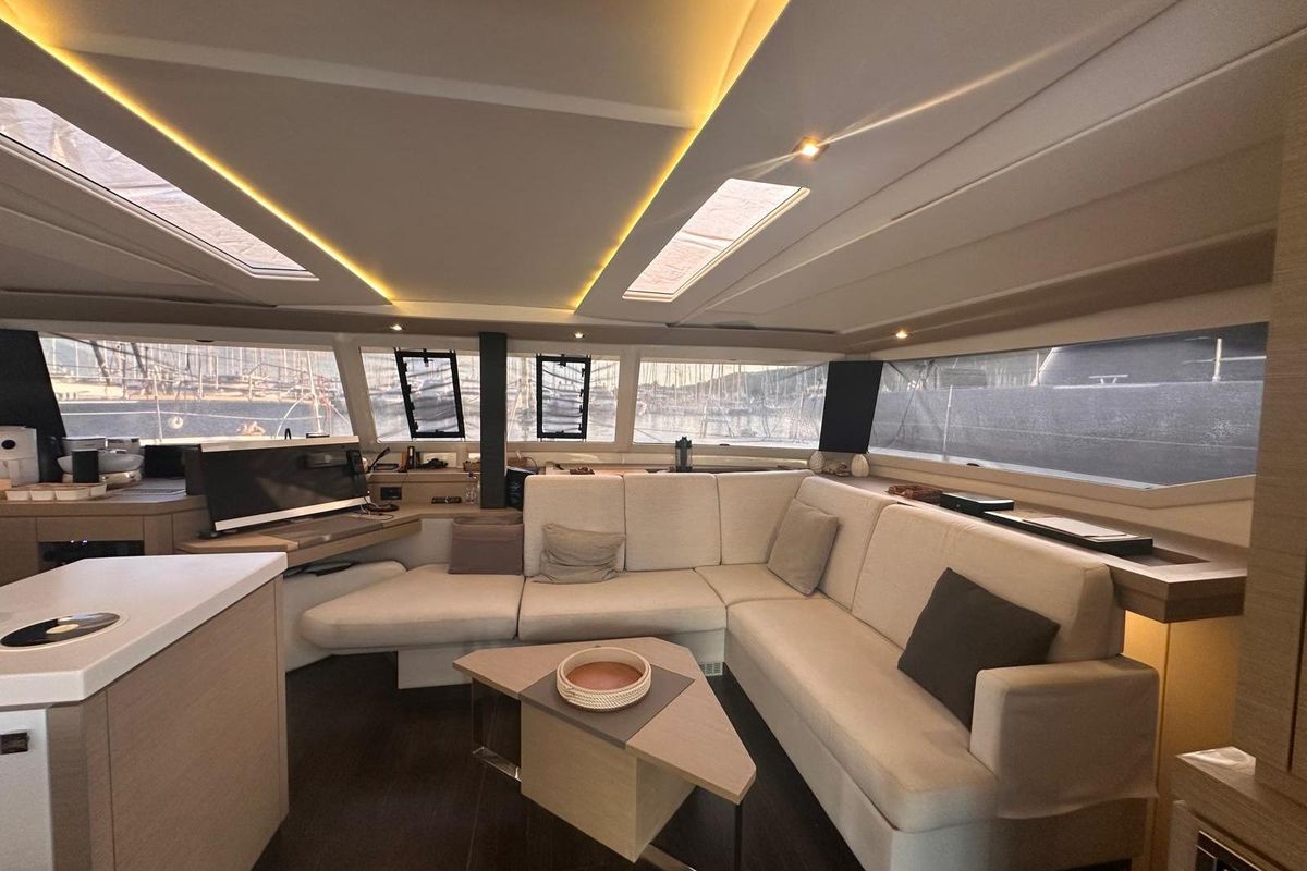 2020 Fountaine Pajot 46 