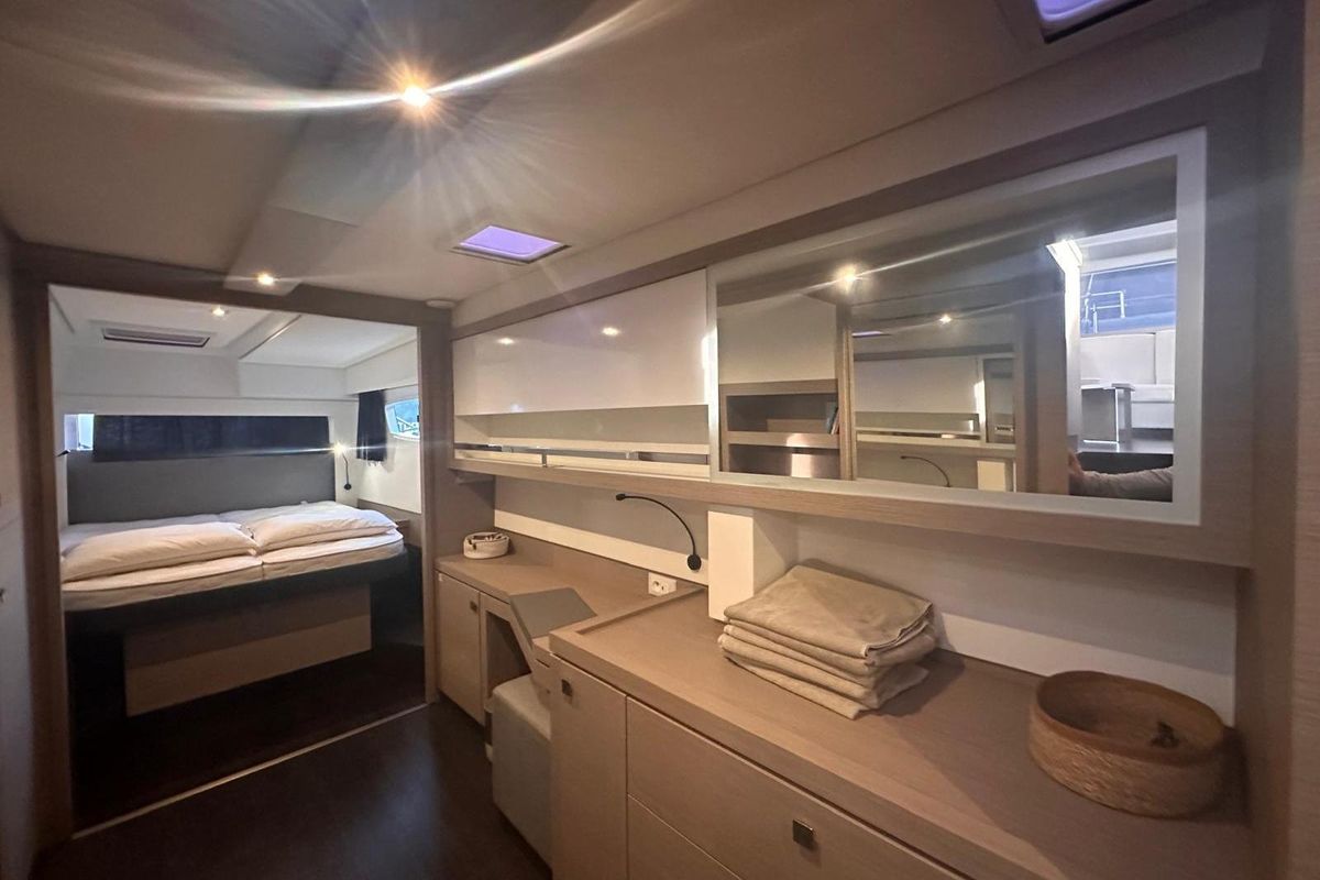 2020 Fountaine Pajot 46 