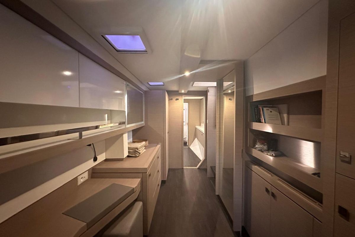 2020 Fountaine Pajot 46 