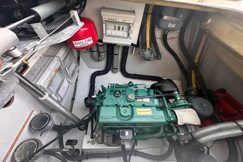  Yacht Photos Pics Engine room of 2020 Fountaine Pajot Saona 47 with Volvo Penta D2-75 engine.