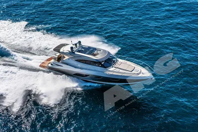 2020 Riviera 6000 Sport Yacht Platinum Edition