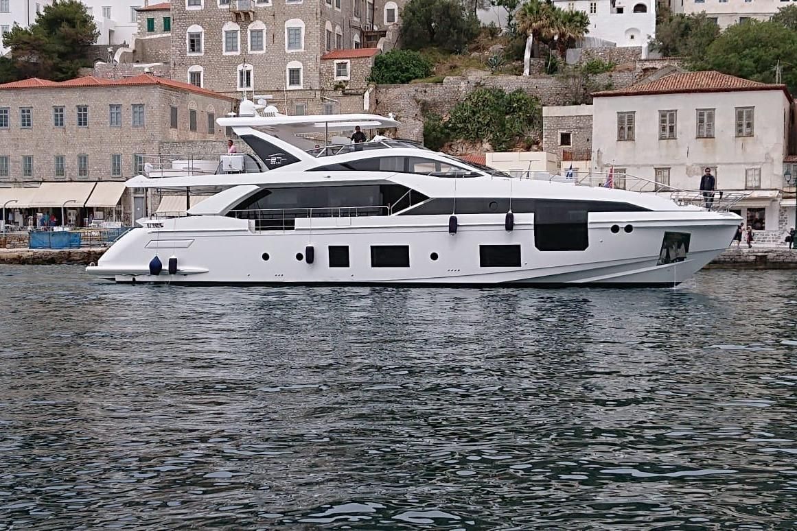 2019 Azimut 87 