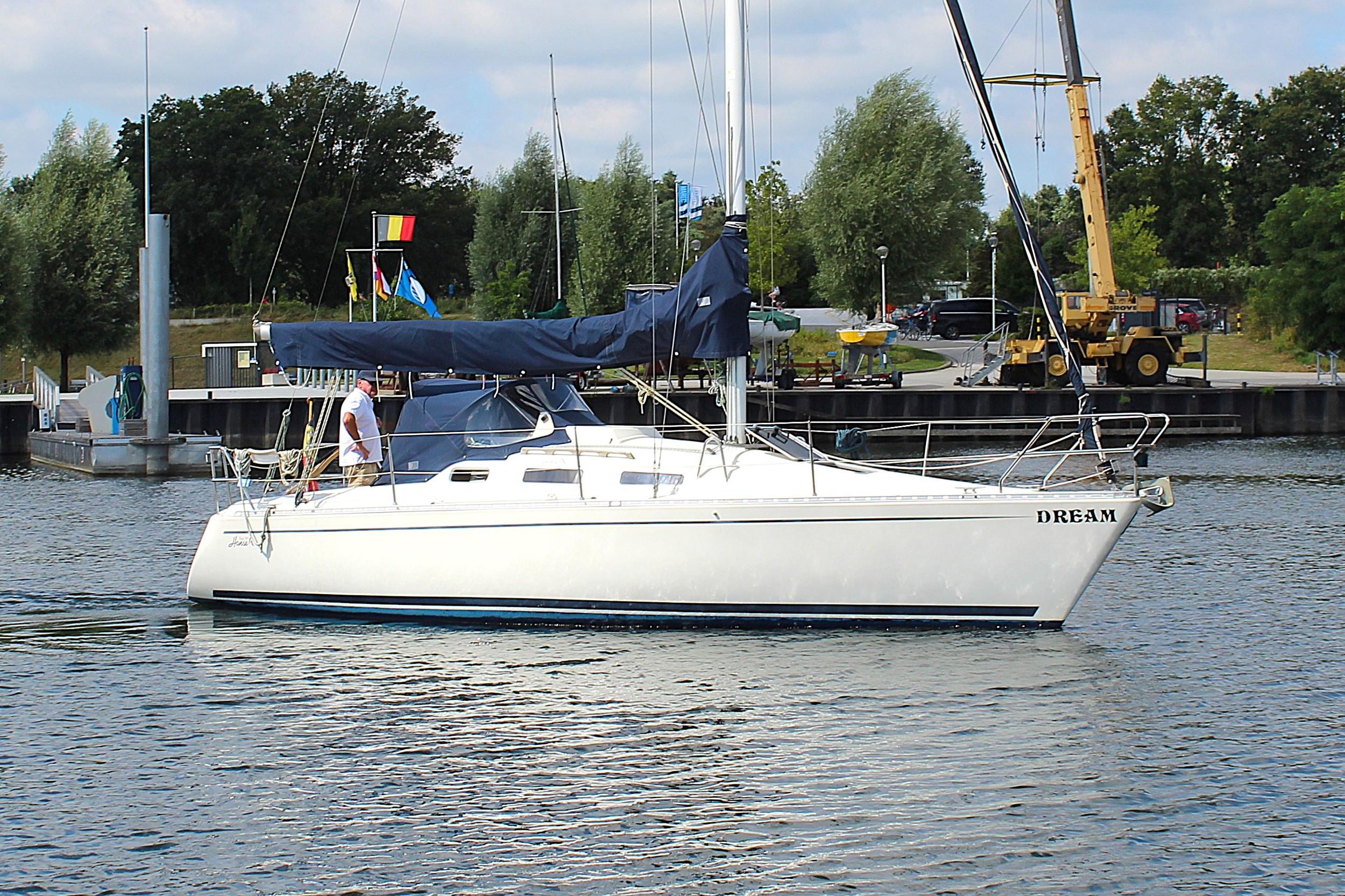 Hanse 301 | 9m | 2001 | Boats and Outboards