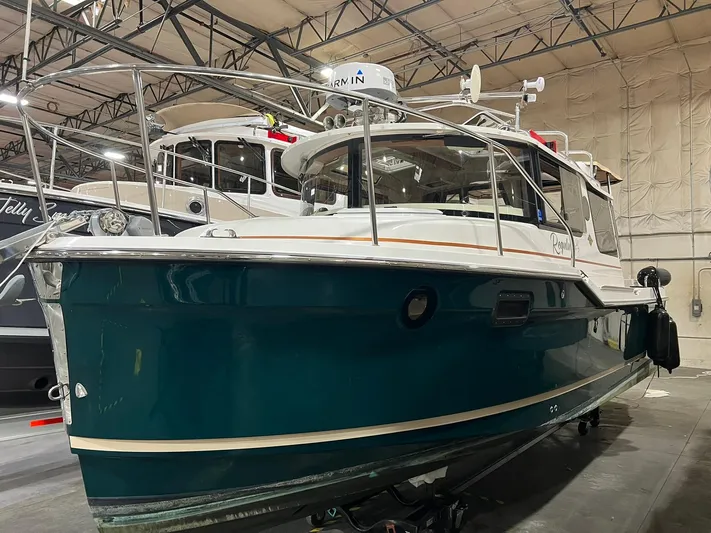Regulus Yacht Photos Pics 