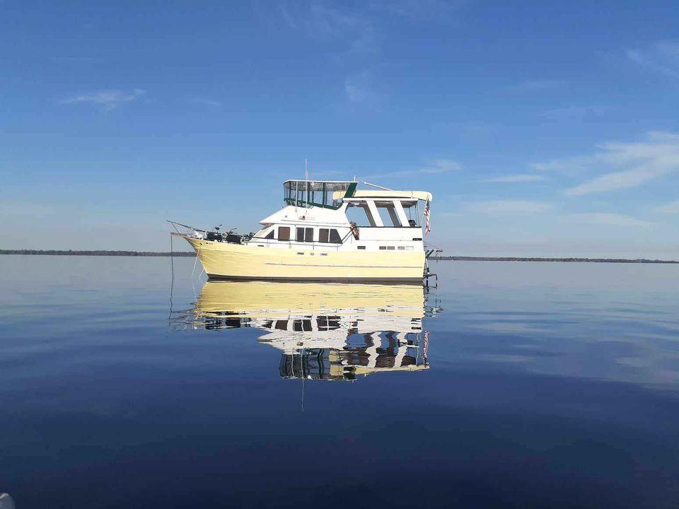 1985 Marine Trader Sundeck 40 Trawler for sale - YachtWorld