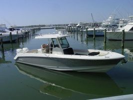 2017 33' Boston Whaler-330 Outrage Cape May, NJ, US
