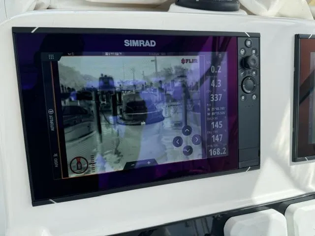 Sea Stress Yacht Photos Pics Simrad marine display on 2008 Pro-Line 32 Express boat, showing navigation and thermal imaging.