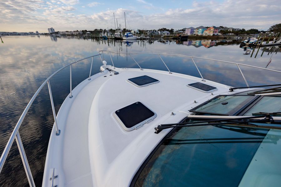 2004 Tiara Yachts 3200 Open