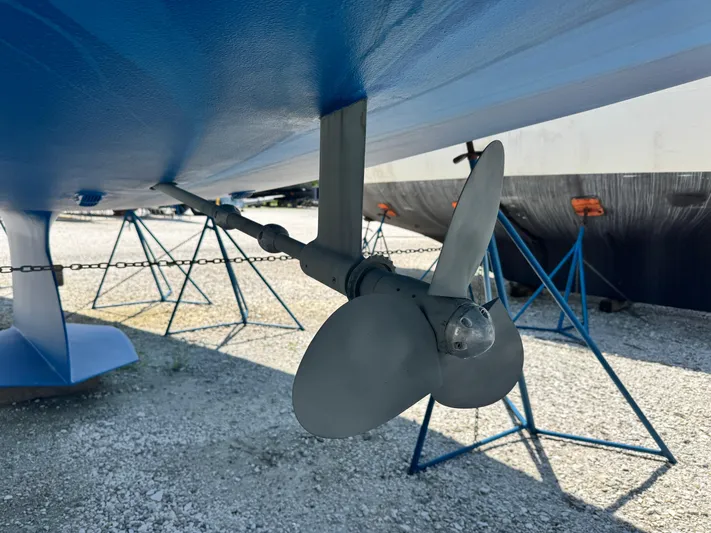 Shenanigans Yacht Photos Pics Propeller of 2001 Catalina 400 MkII sailboat on dry dock.