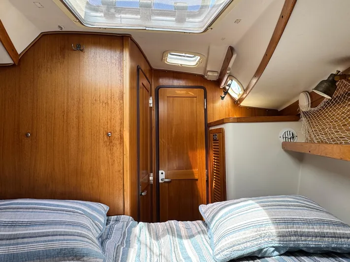 Shenanigans Yacht Photos Pics Forward V Berth with private head