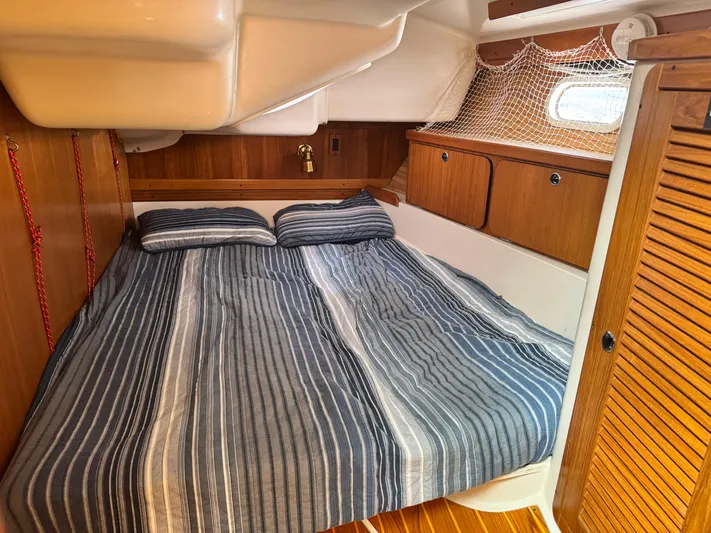 Shenanigans Yacht Photos Pics Port side aft cabin