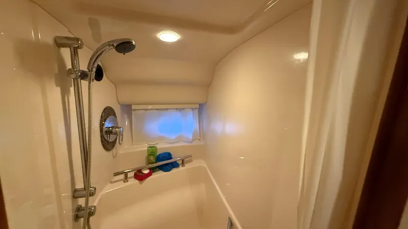 Ruach Yacht Photos Pics 