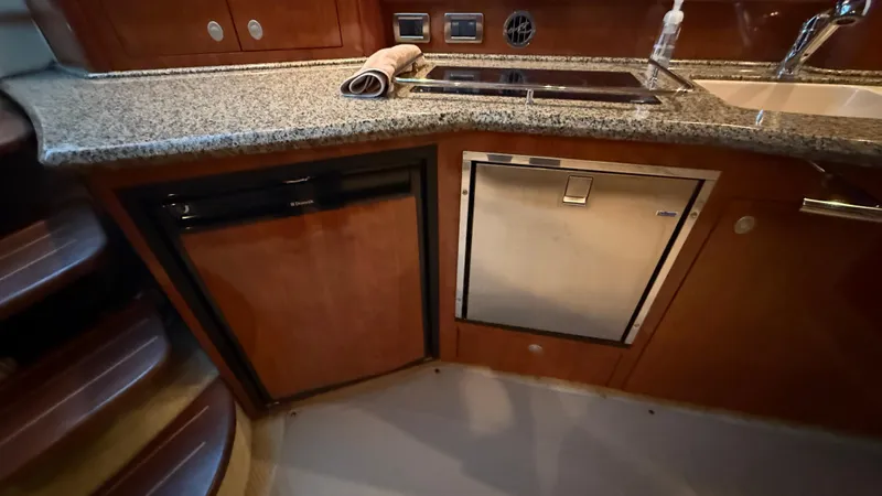 Ruach Yacht Photos Pics 