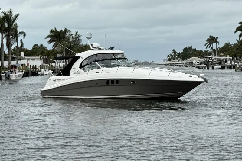 Ruach Yacht Photos Pics 