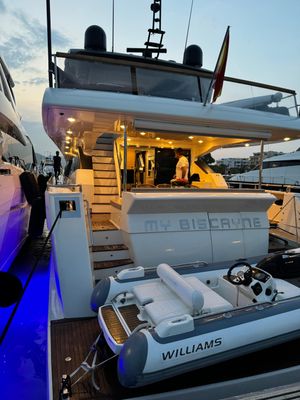 Yacht