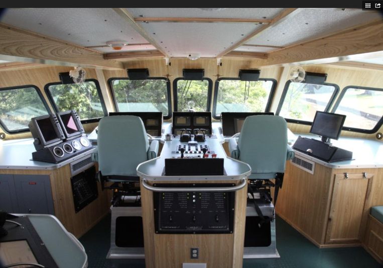 2000-175-breaux-brothers-yacht-support