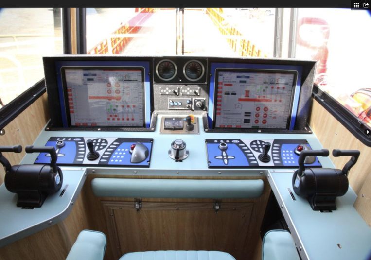 2000-175-breaux-brothers-yacht-support